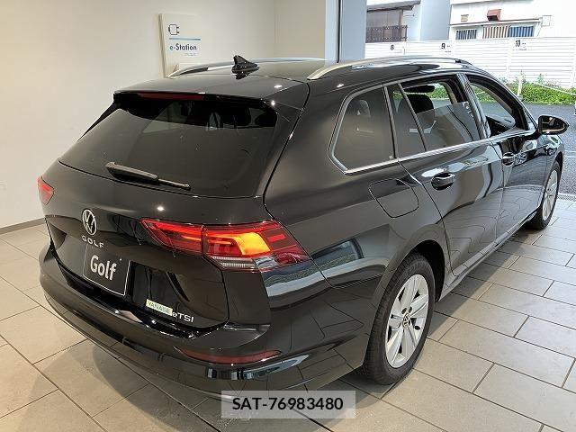 VolksWagen GOLF VARIANT 2023-05 8318084-2