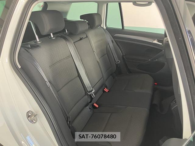 VolksWagen GOLF VARIANT 2018-09 8318086-10