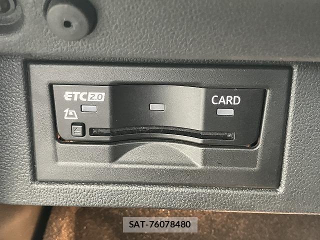 VolksWagen GOLF VARIANT 2018-09 8318086-12