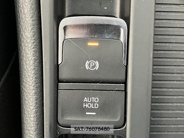 VolksWagen GOLF VARIANT 2018-09 8318086-16