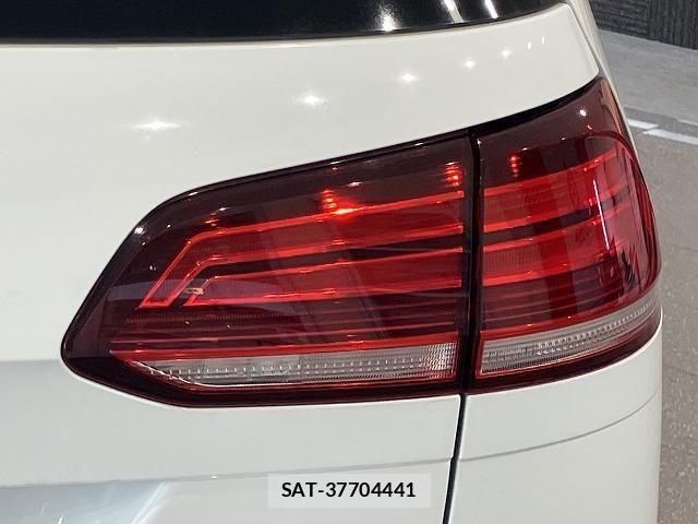 VolksWagen GOLF VARIANT 2020-02 8318082-24