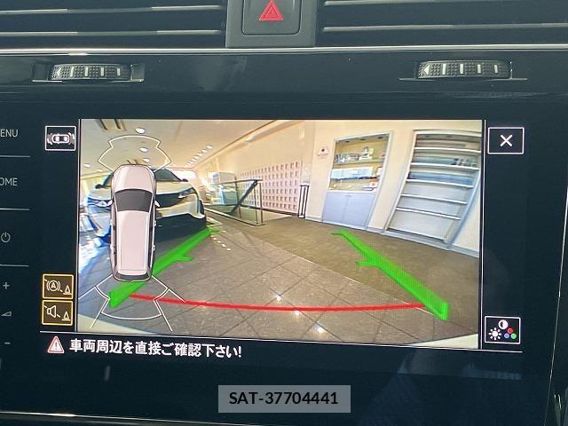 VolksWagen GOLF VARIANT 2020-02 8318082-3