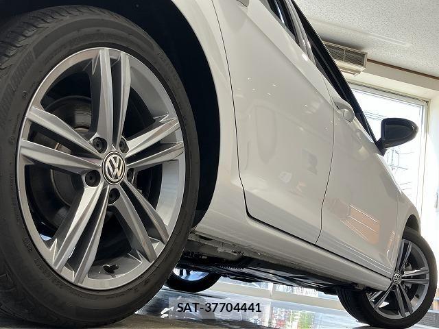 VolksWagen GOLF VARIANT 2020-02 8318082-6