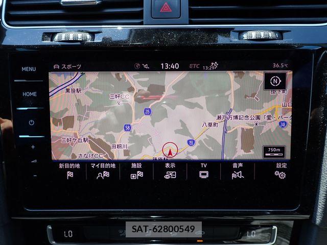 VolksWagen GOLF VARIANT 2018-11 8318081-11