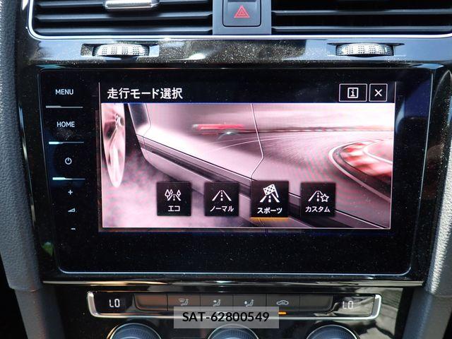 VolksWagen GOLF VARIANT 2018-11 8318081-17