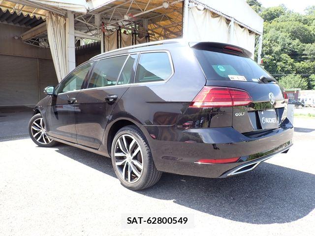 VolksWagen GOLF VARIANT 2018-11 8318081-2