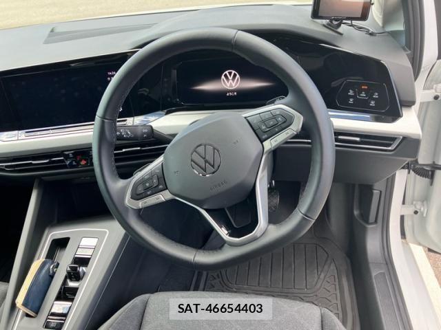 VolksWagen GOLF VARIANT 2023-09 8318083-11