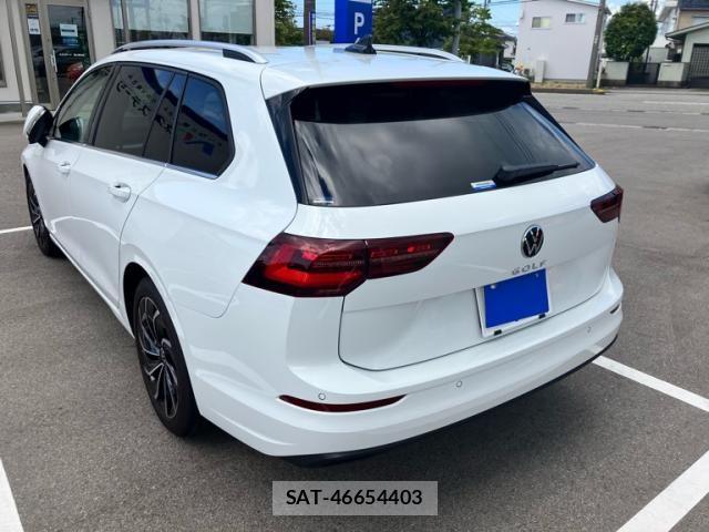VolksWagen GOLF VARIANT 2023-09 8318083-3