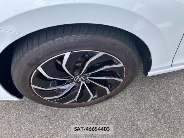 VolksWagen GOLF VARIANT 2023-09 8318083-8