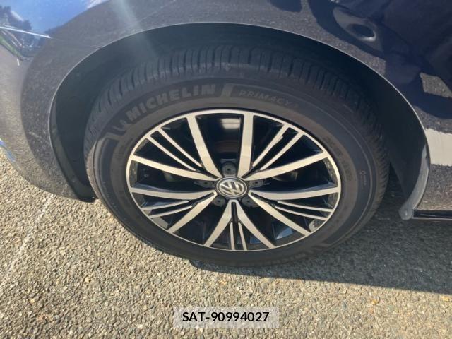 VolksWagen GOLF VARIANT 2015-10 8318088-7