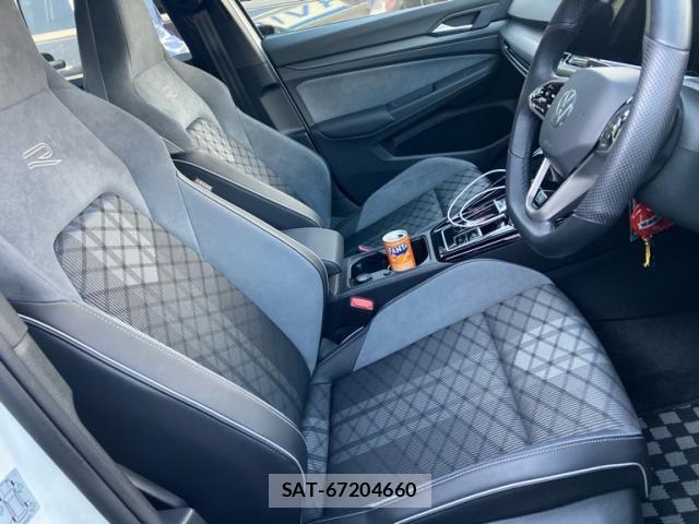 VolksWagen GOLF VARIANT 2024-02 8338509-14