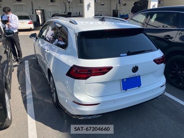 VolksWagen GOLF VARIANT 2024-02 8338509-2