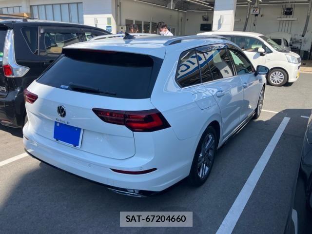 VolksWagen GOLF VARIANT 2024-02 8338509-3