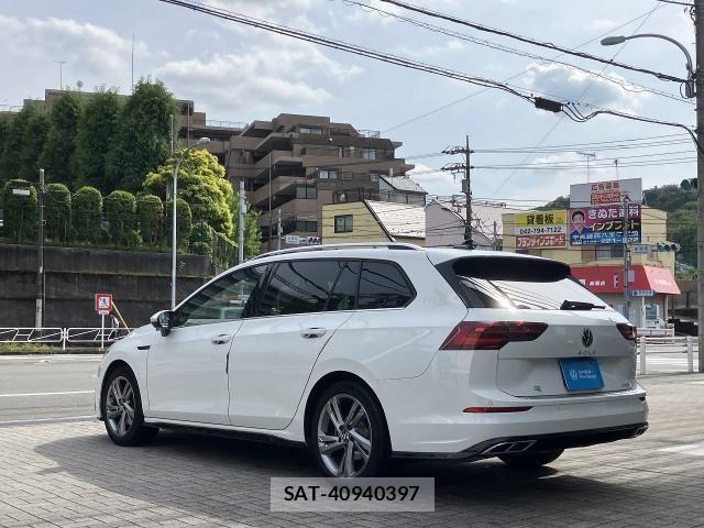 VolksWagen GOLF VARIANT 2024-04 8337906-7