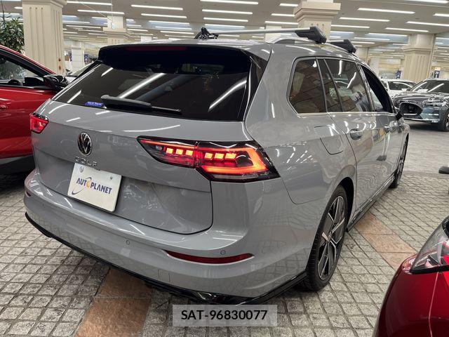 VolksWagen GOLF VARIANT 2025-05 8355889-10
