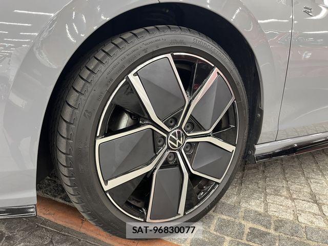 VolksWagen GOLF VARIANT 2025-05 8355889-11