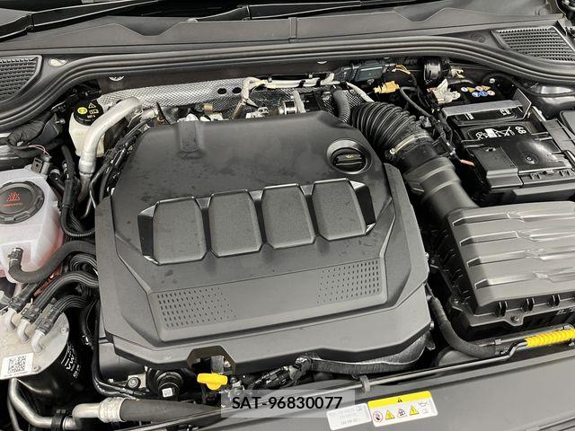 VolksWagen GOLF VARIANT 2025-05 8355889-12