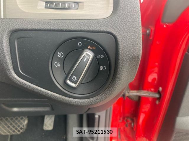 VolksWagen GOLF VARIANT 2016-03 8355890-15