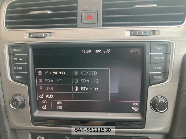 VolksWagen GOLF VARIANT 2016-03 8355890-19