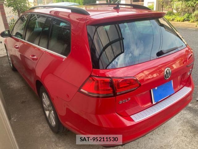 VolksWagen GOLF VARIANT 2016-03 8355890-4