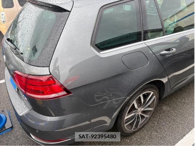 VolksWagen GOLF VARIANT 2018-02 8369744-1