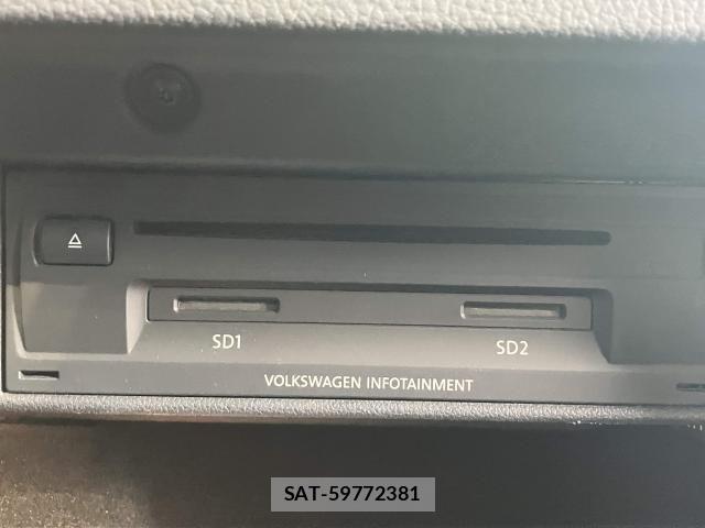 VolksWagen GOLF VARIANT 2016-05 8369742-10