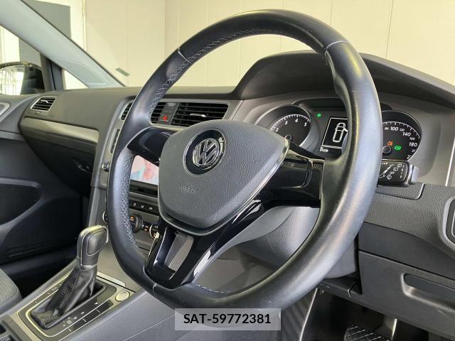 VolksWagen GOLF VARIANT 2016-05 8369742-15