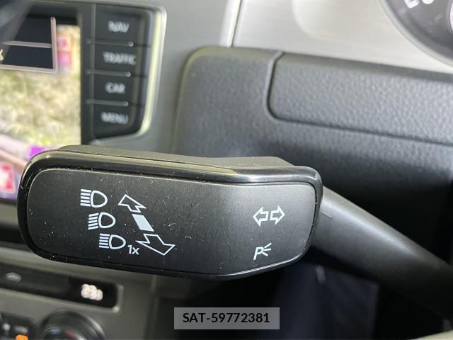 VolksWagen GOLF VARIANT 2016-05 8369742-16