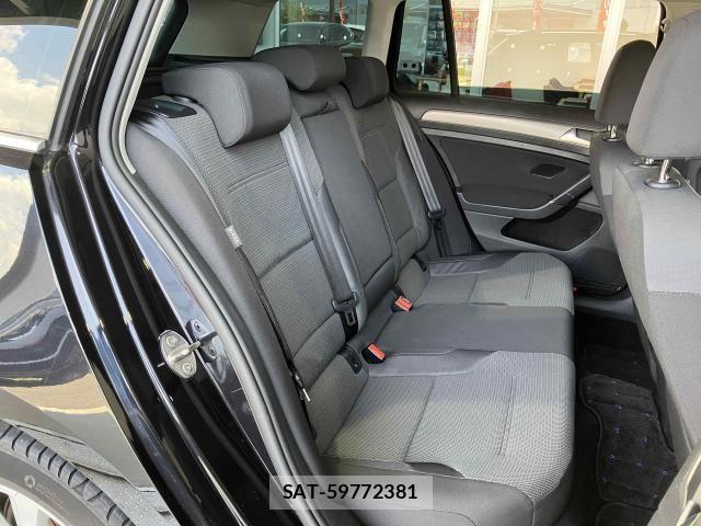 VolksWagen GOLF VARIANT 2016-05 8369742-19