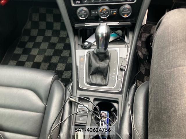 VolksWagen GOLF VARIANT 2013-12 8369743-24