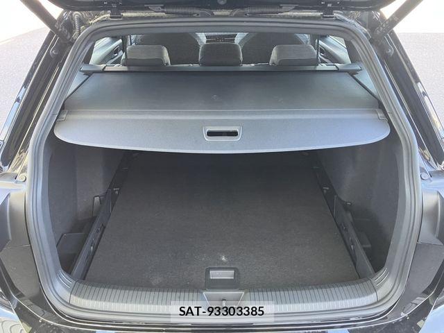 VolksWagen GOLF VARIANT 2023-06 8369740-14