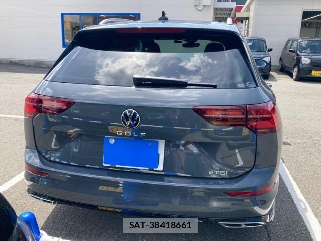 VolksWagen GOLF VARIANT 2023-07 8369741-2