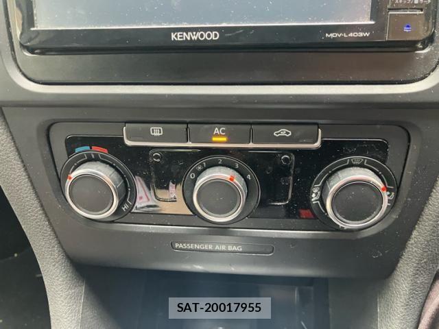 VolksWagen GOLF VARIANT 2012-02 8415852-17
