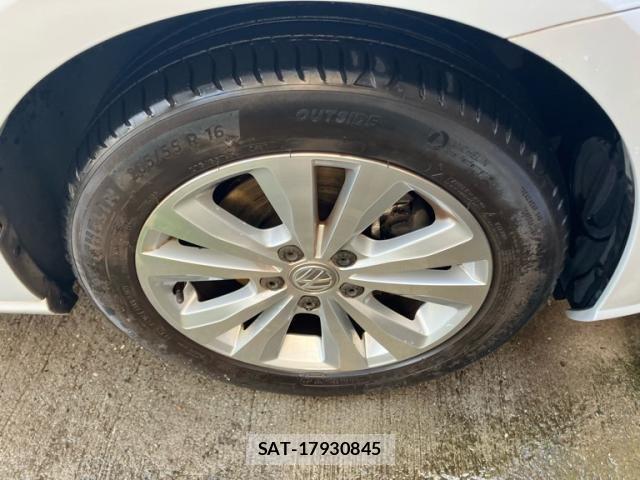 VolksWagen GOLF VARIANT 2017-10 8415849-4
