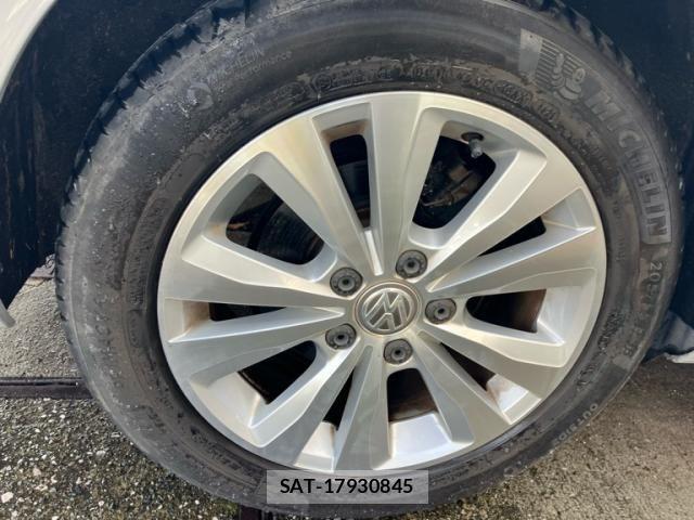 VolksWagen GOLF VARIANT 2017-10 8415849-5