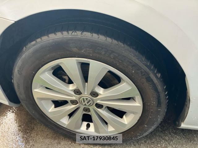 VolksWagen GOLF VARIANT 2017-10 8415849-7