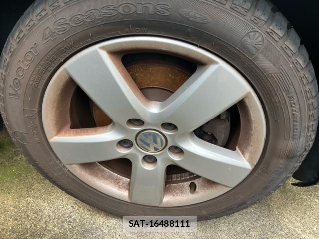 VolksWagen GOLF VARIANT 2012-12 8439106-2