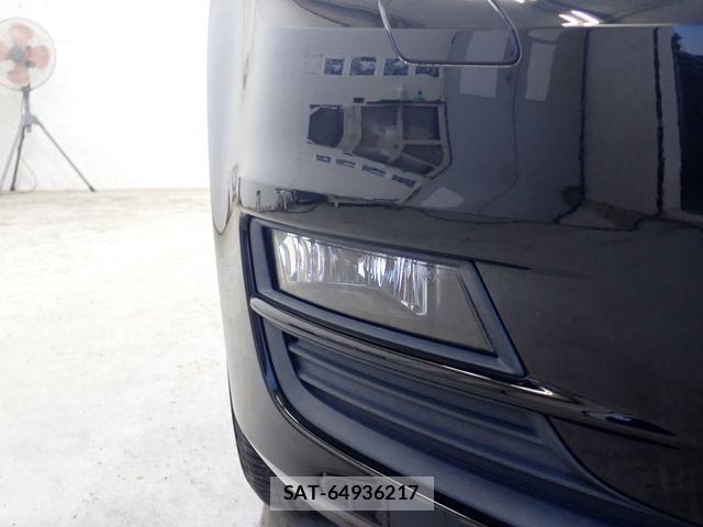VolksWagen GOLF VARIANT 2017-04 8486269-9