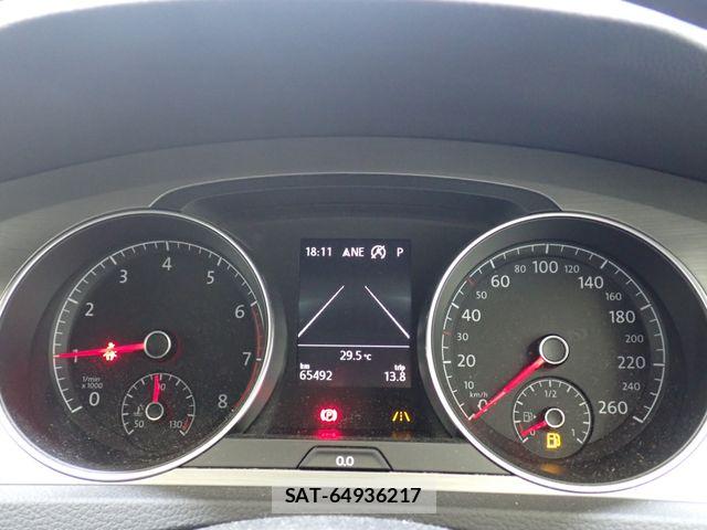 VolksWagen GOLF VARIANT 2017-04 8486269-12
