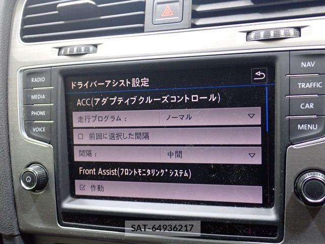 VolksWagen GOLF VARIANT 2017-04 8486269-17