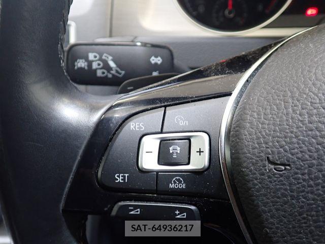 VolksWagen GOLF VARIANT 2017-04 8486269-19