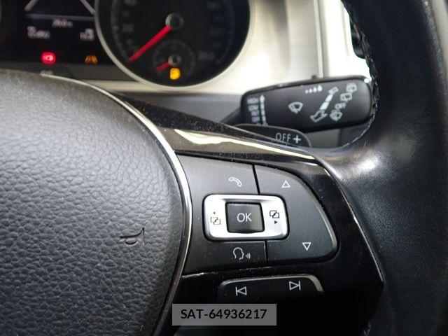 VolksWagen GOLF VARIANT 2017-04 8486269-20