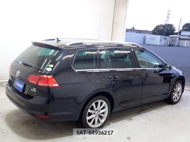 VolksWagen GOLF VARIANT 2017-04 8486269-7