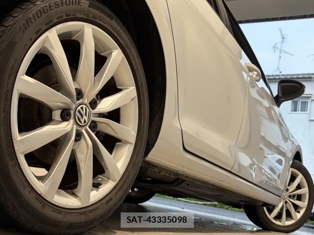 VolksWagen GOLF VARIANT 2015-03 8528212-12
