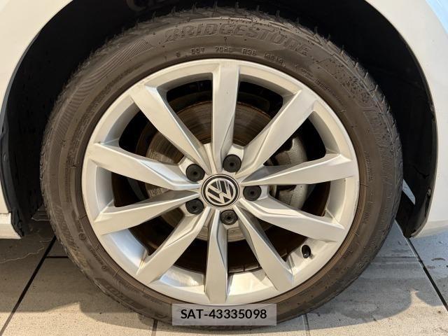 VolksWagen GOLF VARIANT 2015-03 8528212-16