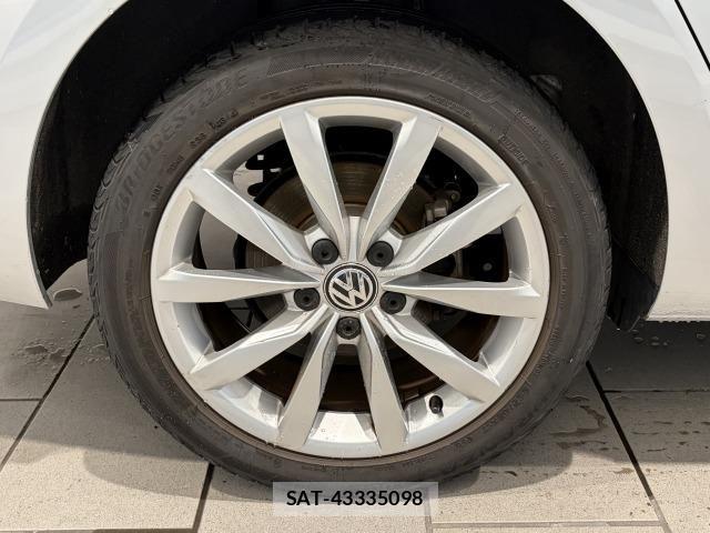 VolksWagen GOLF VARIANT 2015-03 8528212-17