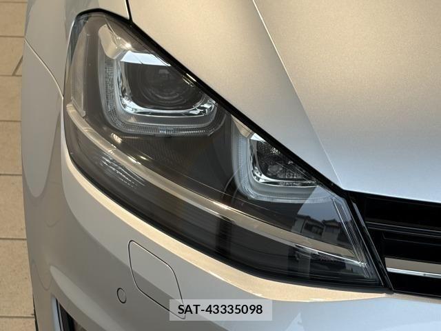 VolksWagen GOLF VARIANT 2015-03 8528212-28