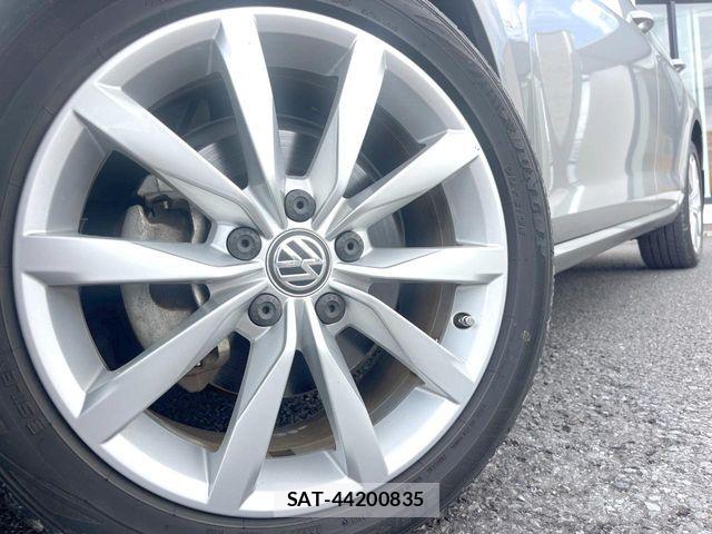 VolksWagen GOLF VARIANT 2014-03 8528216-13