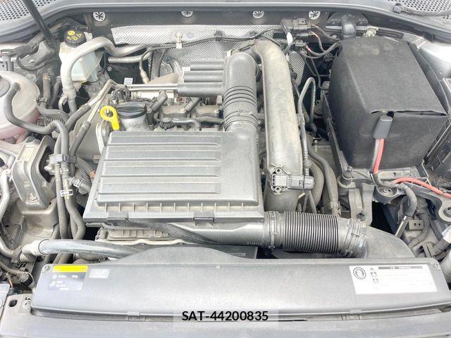 VolksWagen GOLF VARIANT 2014-03 8528216-18
