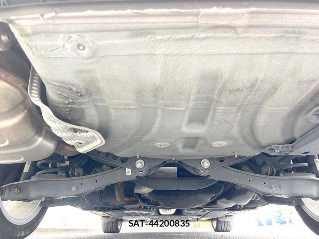 VolksWagen GOLF VARIANT 2014-03 8528216-19